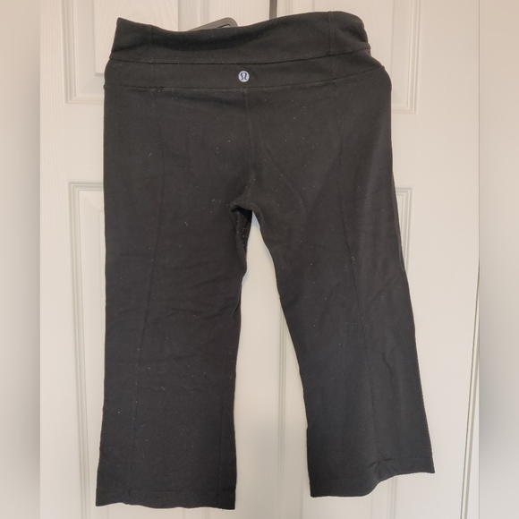 Lululemon classic Groove crop, size 6 - Picture 2 of 6